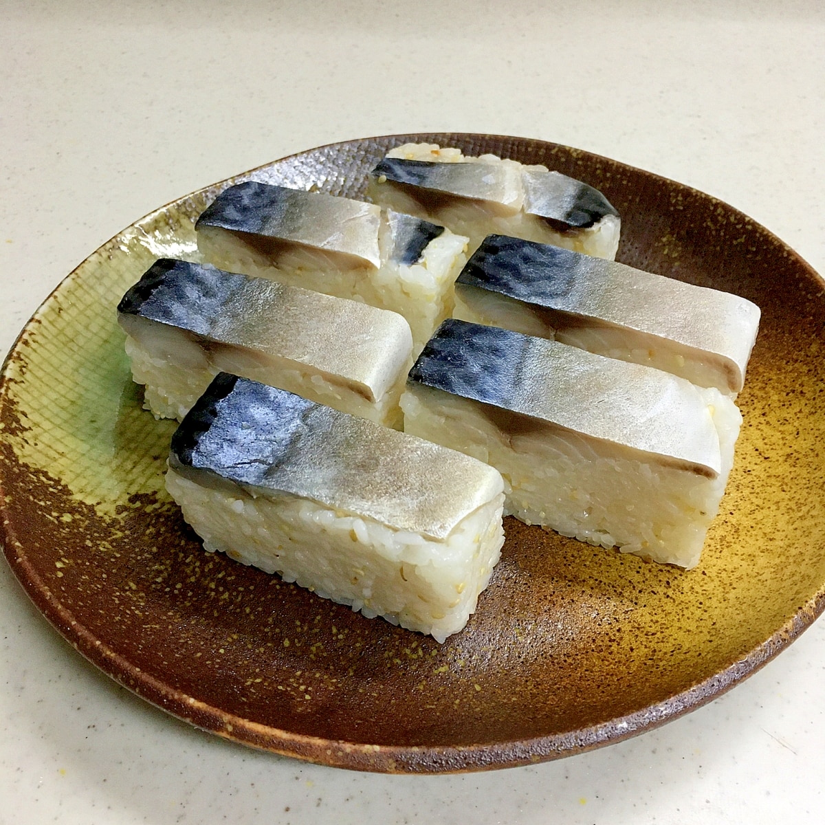 長崎名物 バッテラ しめ鯖を使ったどんな寿司 Morgan Glynn 長崎名物 バッテラ しめ鯖を使ったどんな寿司 Morgan Glynn